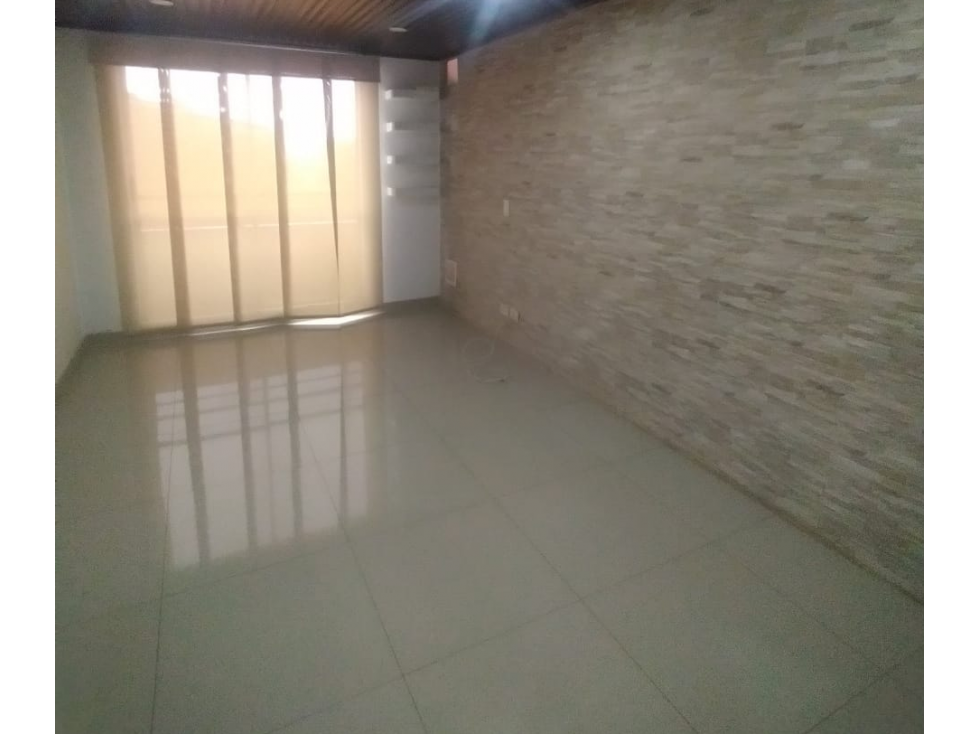 Apartamento en venta en Pinos Polo Club, Mosquera · foto 3 de 15