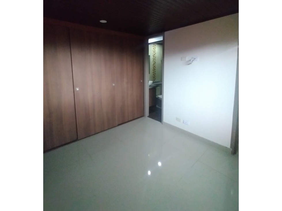 Apartamento en venta en Pinos Polo Club, Mosquera · foto 7 de 15