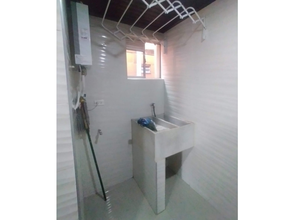 Apartamento en venta en Pinos Polo Club, Mosquera · foto 13 de 15
