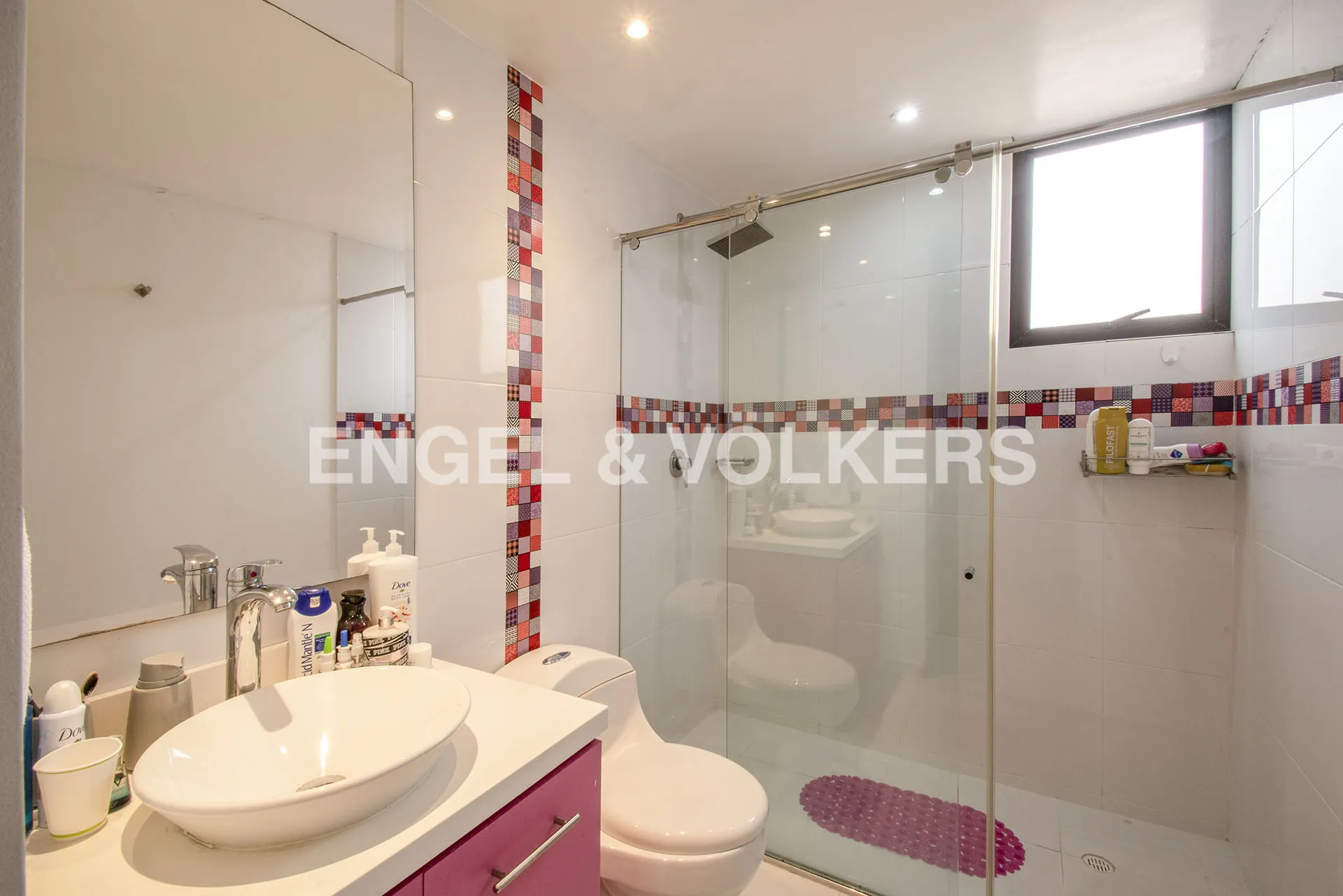 Apartamento en venta en Los Rosales, Bogotá · foto 21 de 23