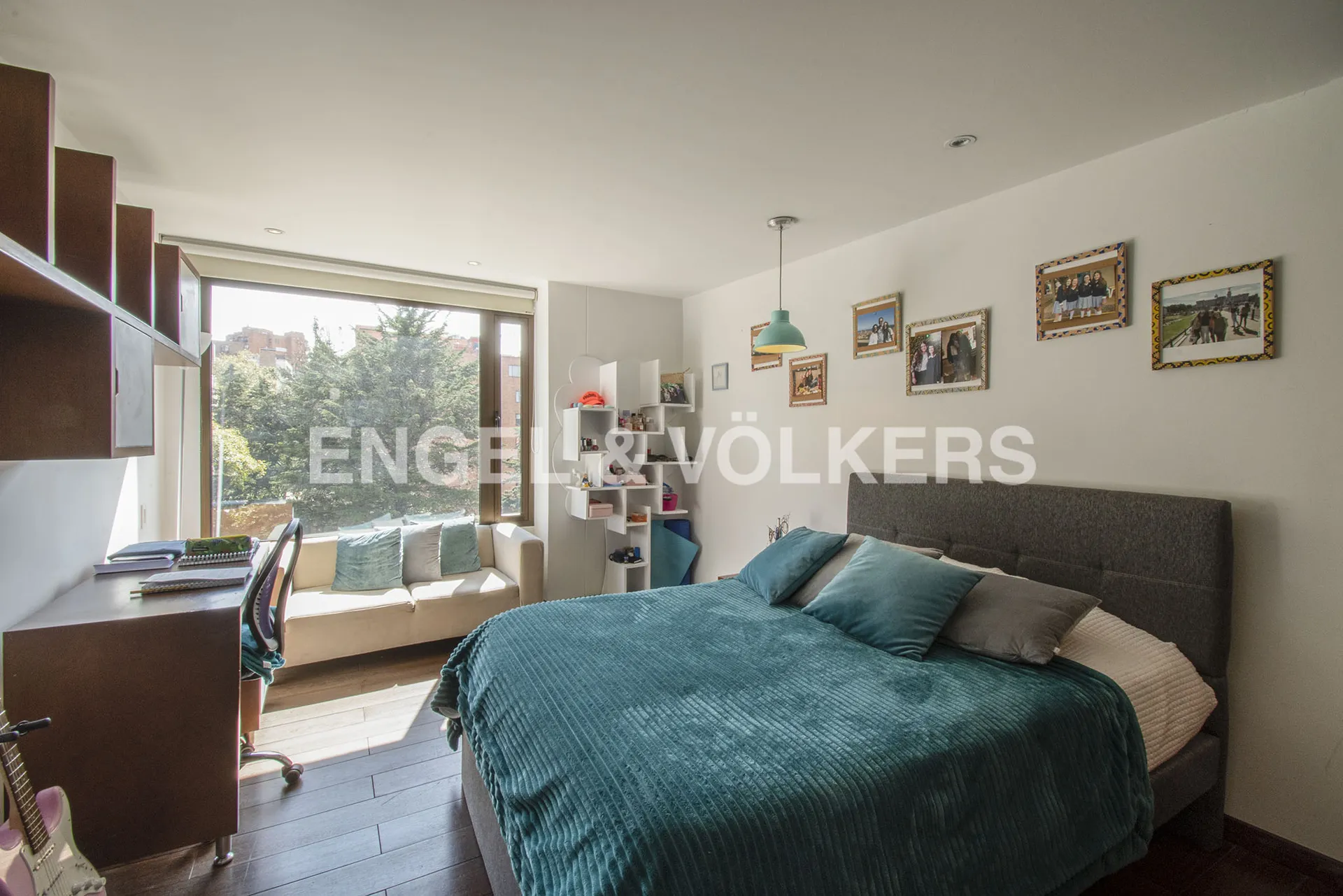 Apartamento en venta en Los Rosales, Bogotá · foto 20 de 23