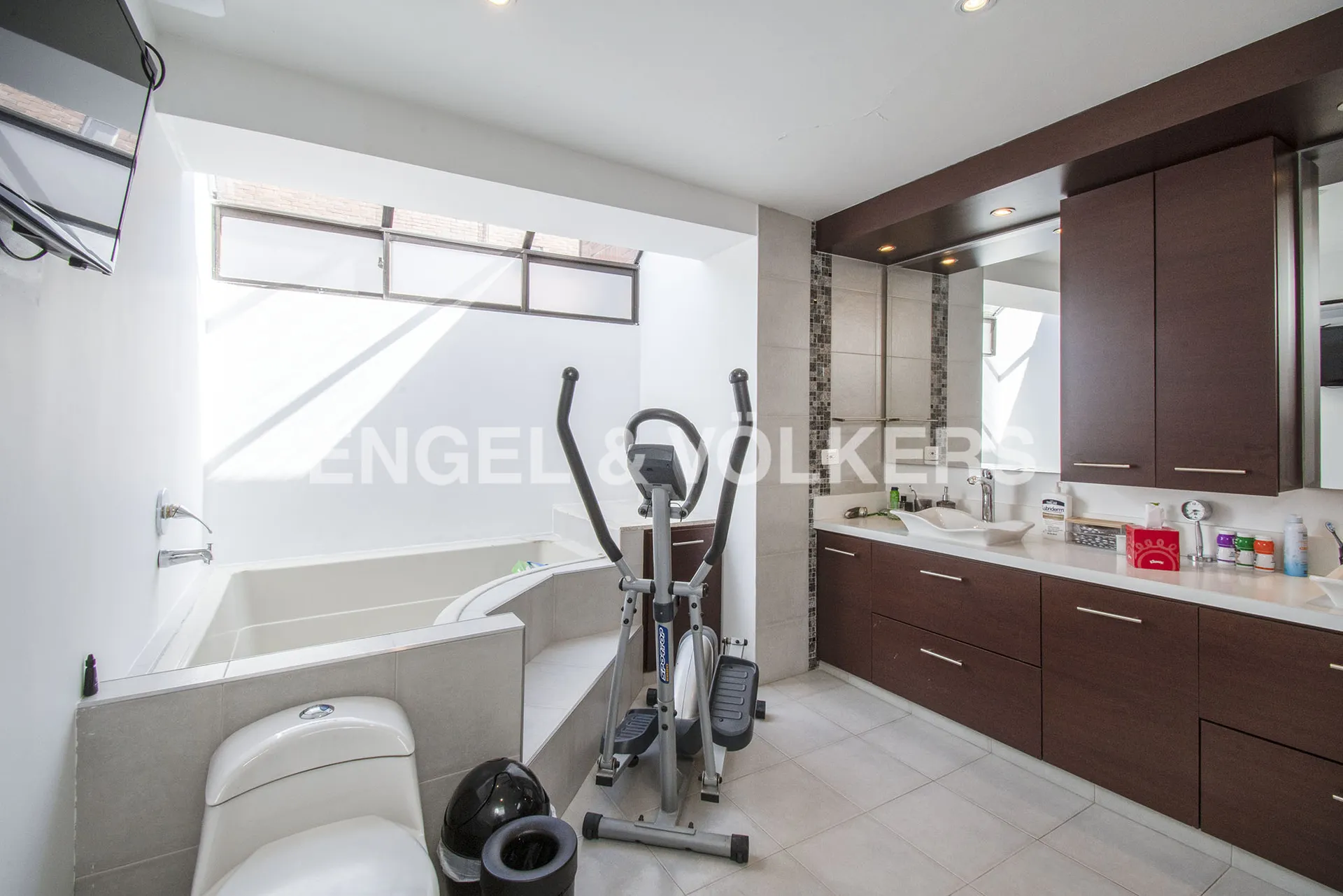 Apartamento en venta en Los Rosales, Bogotá · foto 15 de 23