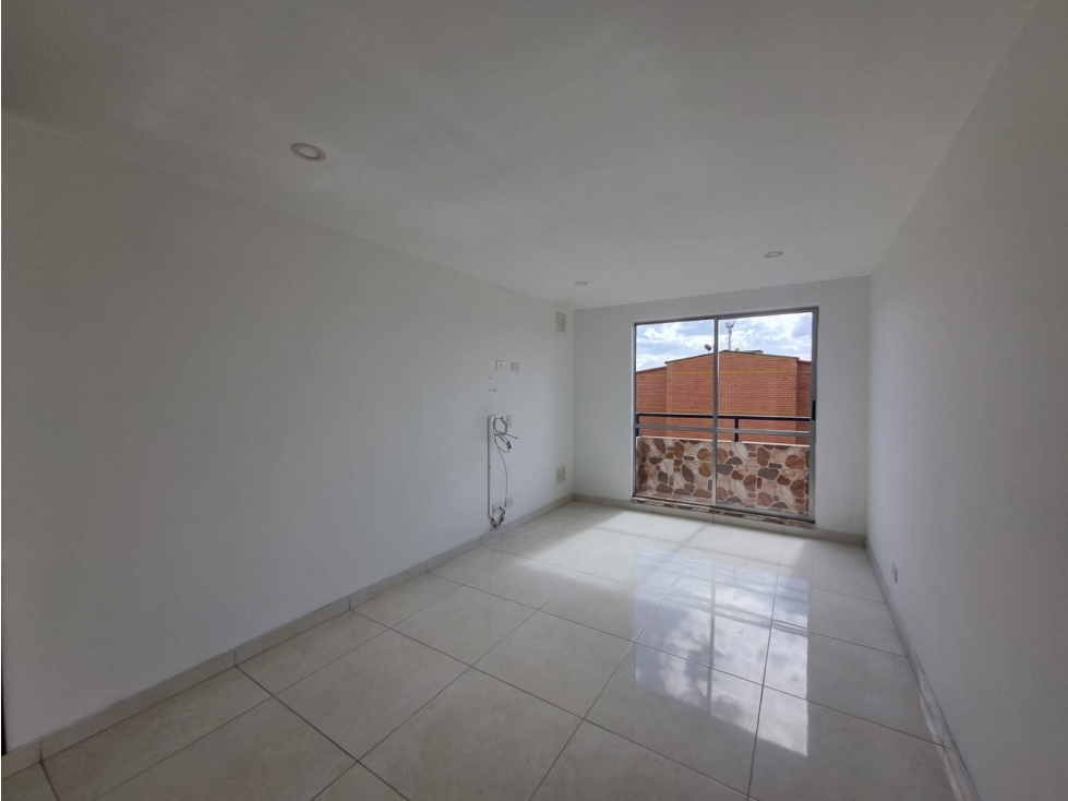 Apartamento en venta en Cr Puerto Madero, Mosquera · foto 2 de 16