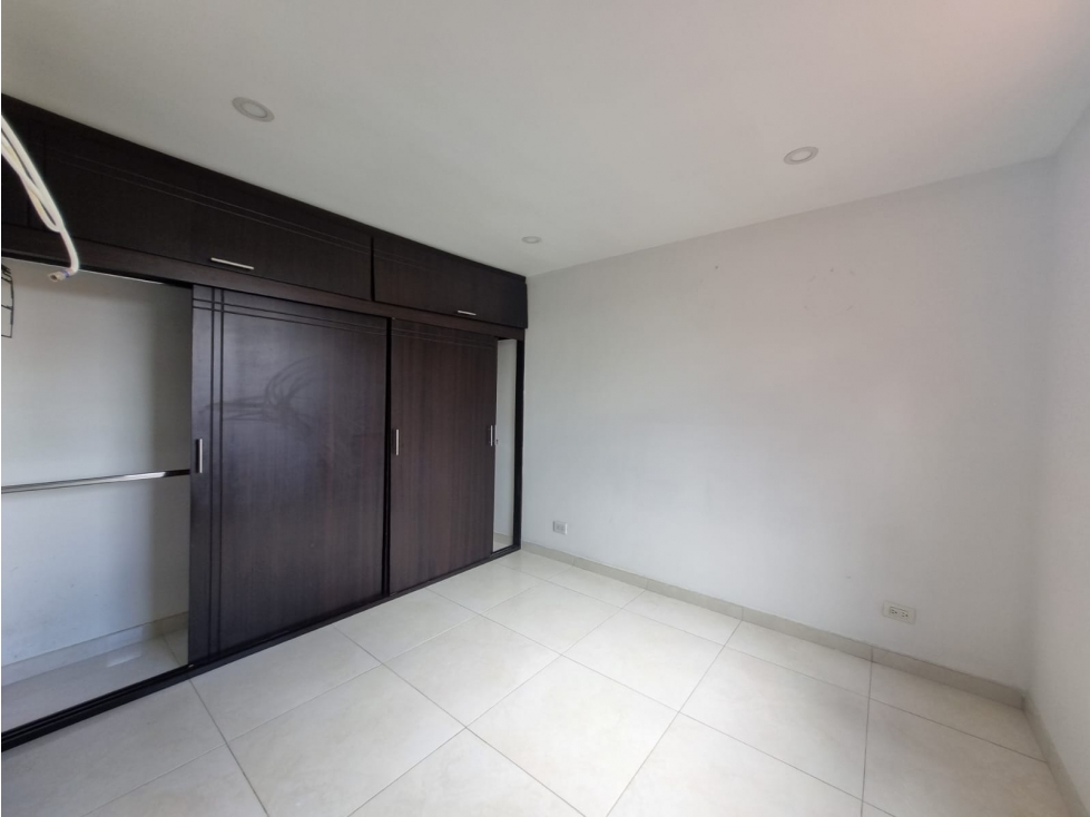 Apartamento en venta en Cr Puerto Madero, Mosquera · foto 9 de 16