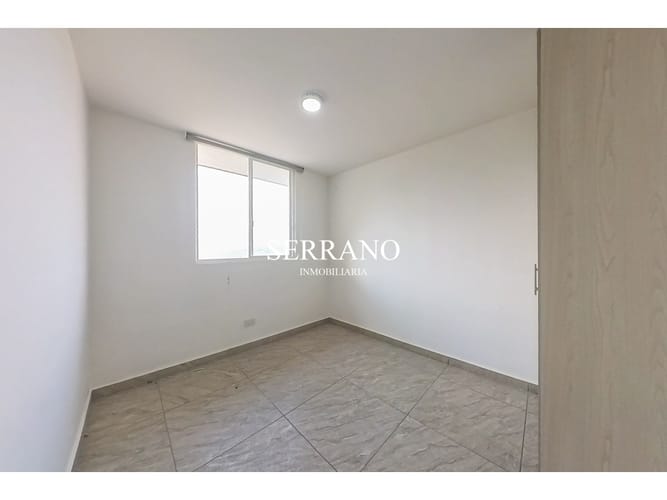 Apartamento de 3 alcobas en venta en La Campiña, Girón, 53 m² · foto 10 de 19