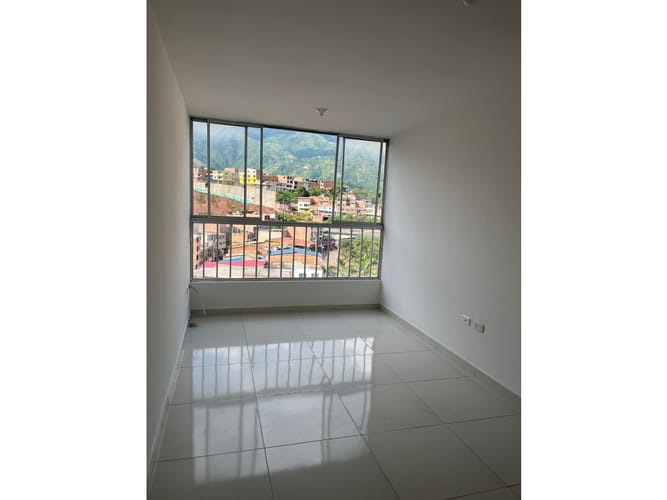 Apartamento de 3 alcobas en venta en Barroblanco, Piedecuesta, 61 m² · foto 2 de 15