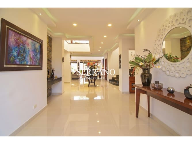 Casa de 5 alcobas en venta en La Mata, Piedecuesta, 400 m² · foto 2 de 24