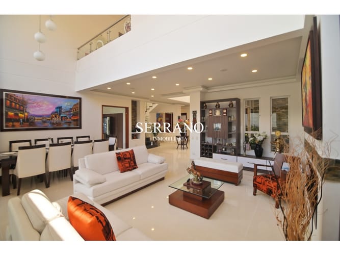 Casa de 5 alcobas en venta en La Mata, Piedecuesta, 400 m² · foto 4 de 24
