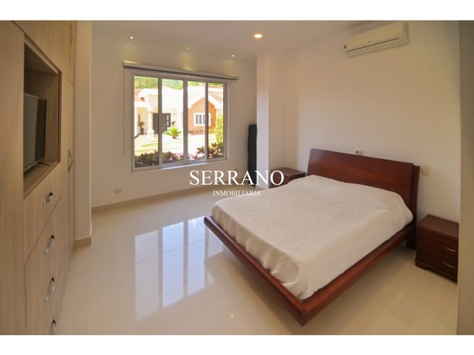 Casa de 5 alcobas en venta en La Mata, Piedecuesta, 400 m² · foto 14 de 24