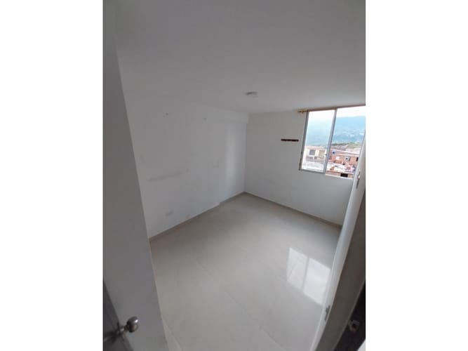 Apartamento de 3 alcobas en venta en El Zafiro, Piedecuesta, 60 m² · foto 9 de 9