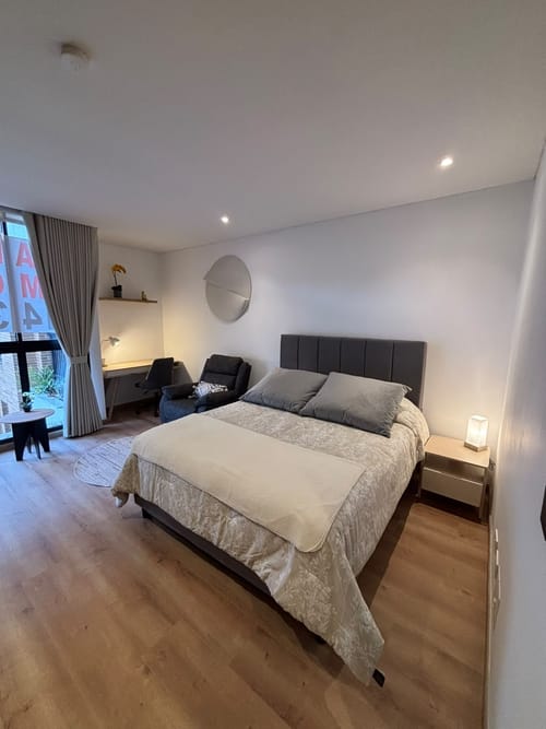 Apartaestudio en arriendo en Chico Norte, Bogotá, 30 m² · foto 2 de 12