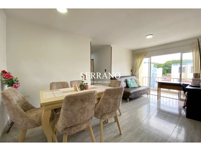 Apartamento de 3 alcobas en venta en Casco Antiguo - Floridablanca, Floridablanca, 72 m² · foto 2 de 17