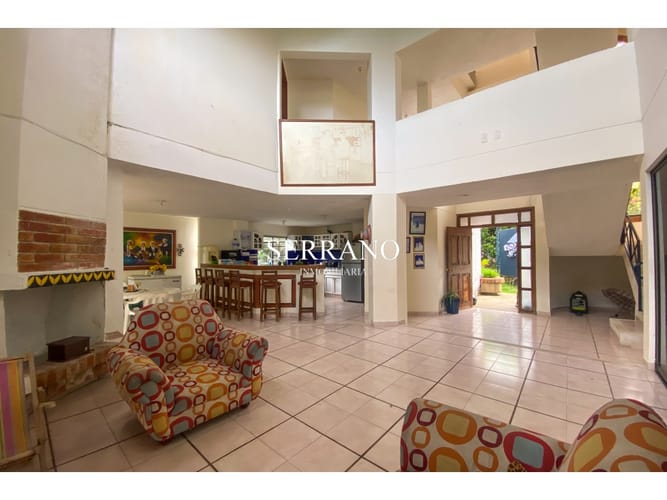 Casa de 9 alcobas en venta en Guatiguara, Piedecuesta, 480 m² · foto 3 de 24