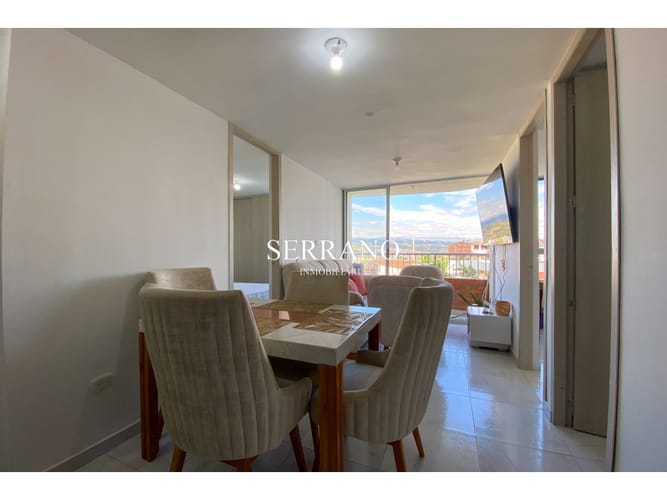 Apartamento de 3 alcobas en venta en La Campiña, Girón, 54 m² · foto 2 de 24
