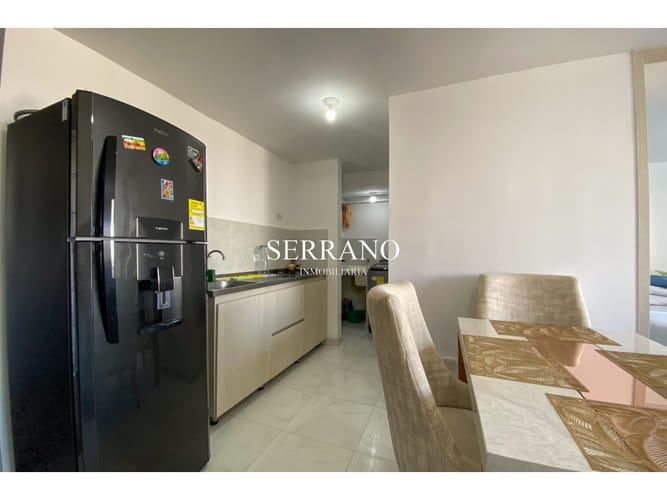Apartamento de 3 alcobas en venta en La Campiña, Girón, 54 m² · foto 3 de 24