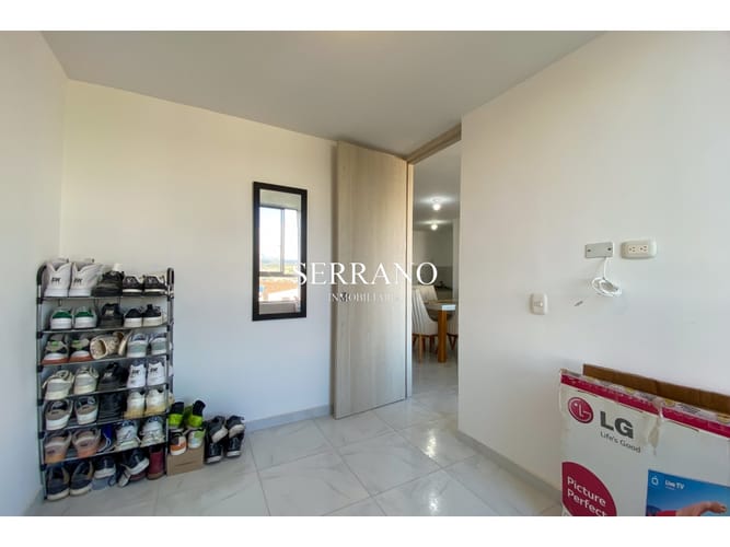 Apartamento de 3 alcobas en venta en La Campiña, Girón, 54 m² · foto 11 de 24