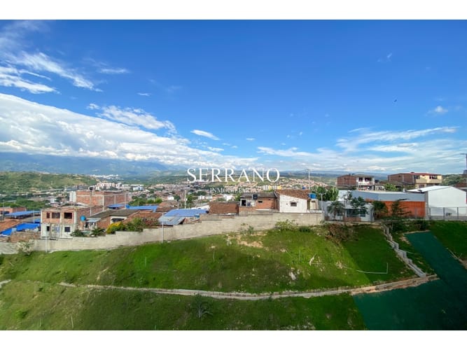 Apartamento de 3 alcobas en venta en La Campiña, Girón, 54 m² · foto 16 de 24