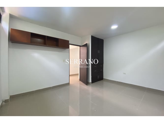Casa de 4 alcobas en venta en Hacienda La Meseta, Girón, 320 m² · foto 15 de 24