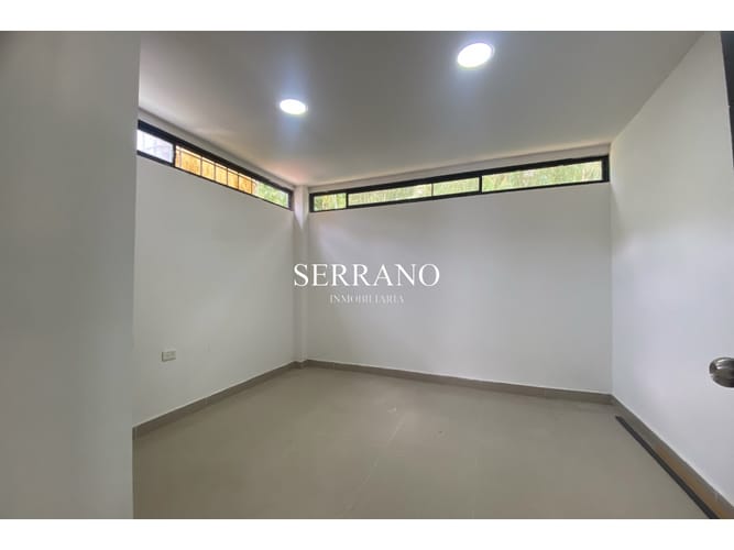 Casa de 4 alcobas en venta en Hacienda La Meseta, Girón, 320 m² · foto 16 de 24