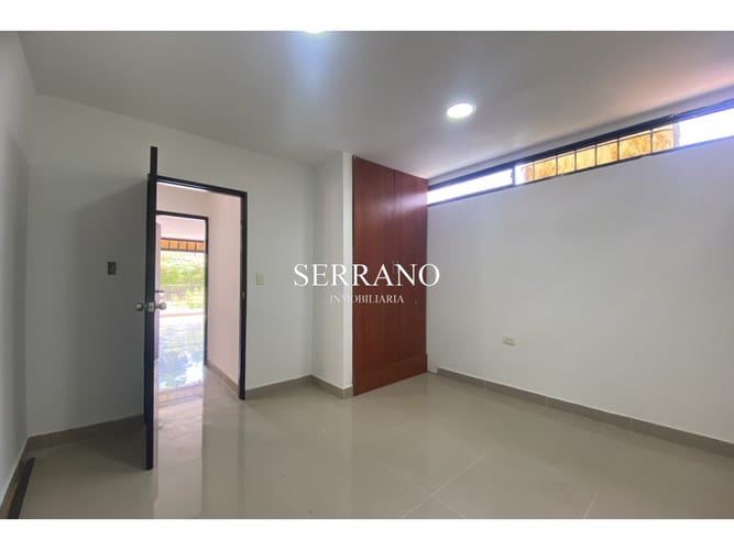 Casa de 4 alcobas en venta en Hacienda La Meseta, Girón, 320 m² · foto 17 de 24
