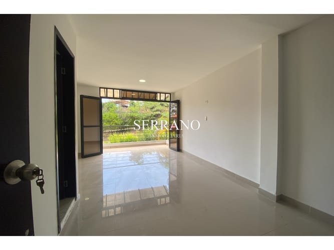 Casa de 4 alcobas en venta en Hacienda La Meseta, Girón, 320 m² · foto 18 de 24