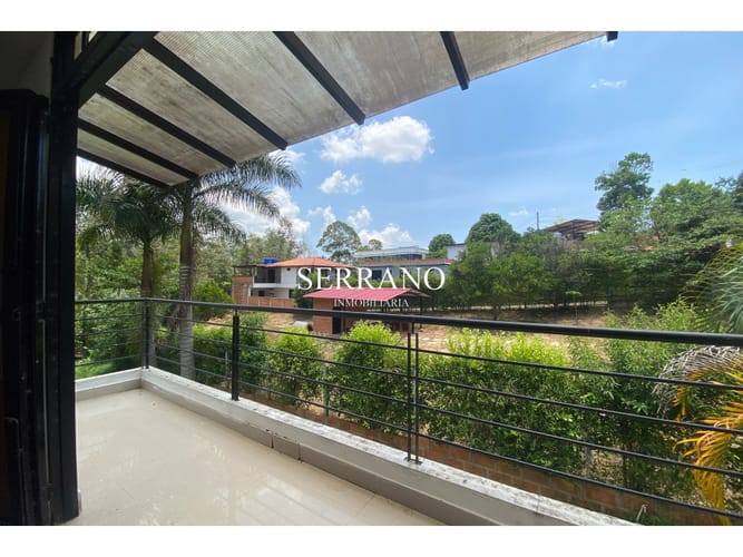 Casa de 4 alcobas en venta en Hacienda La Meseta, Girón, 320 m² · foto 21 de 24