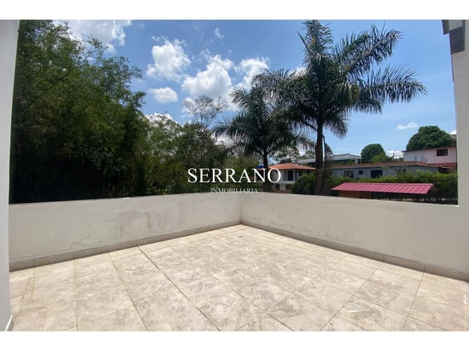 Casa de 4 alcobas en venta en Hacienda La Meseta, Girón, 320 m² · foto 22 de 24