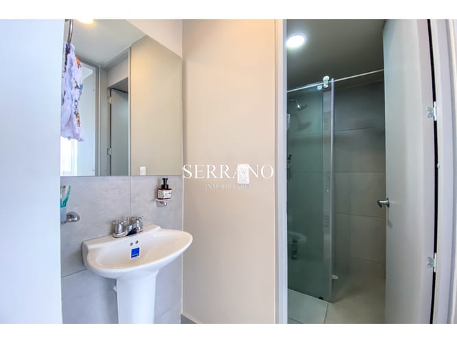 Apartamento de 2 alcobas en venta en Puerto Madero, Girón, 48 m² · foto 5 de 13