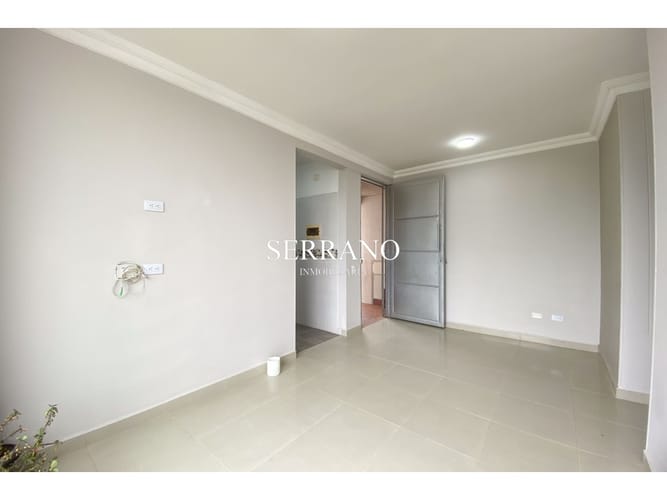 Apartamento de 3 alcobas en venta en Corviandi I, Girón, 56 m² · foto 3 de 21