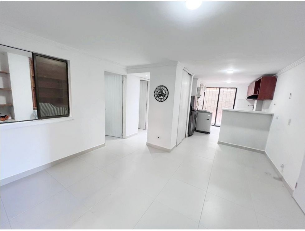 Apartamento en venta en La Almeria, Medellín · foto 4 de 10