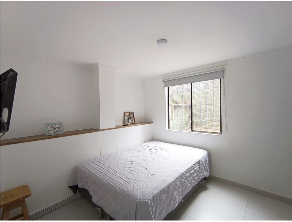 Apartamento en venta en La Almeria, Medellín · foto 8 de 10