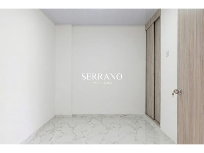 Apartamento de 2 alcobas en venta en El Poblado, Girón, 45 m² · foto 6 de 8