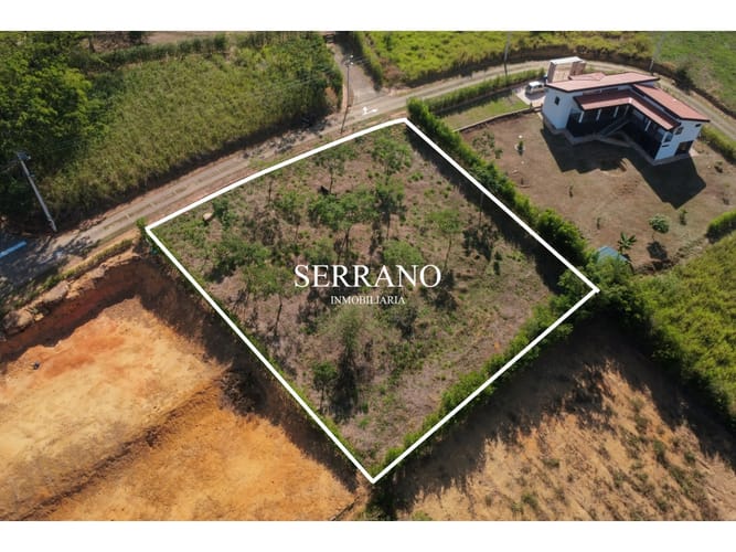 Lote en venta en Chocoita, Girón, 1495 m² · foto 4 de 5