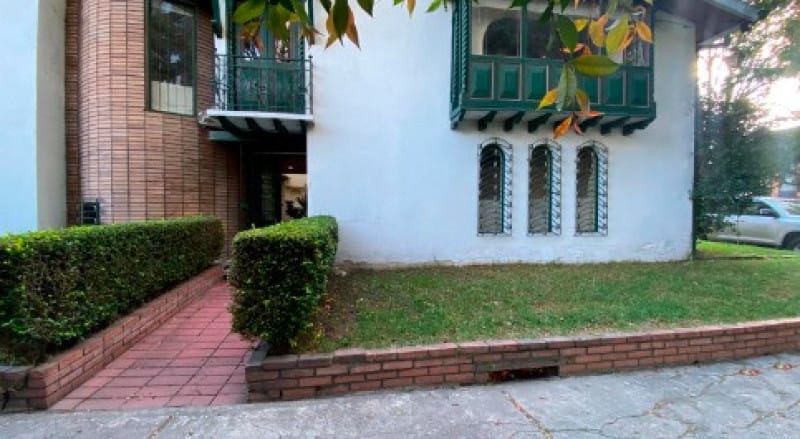 Casa en venta en Pasadena, Bogotá · foto 2 de 16