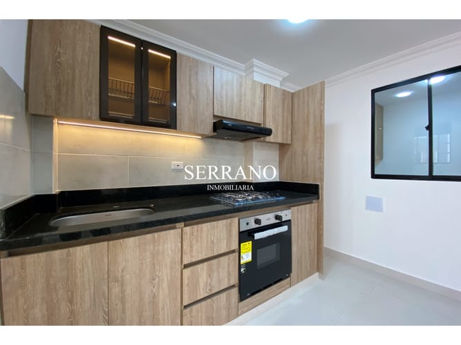 Apartamento de 3 alcobas en venta en El Poblado, Girón, 55 m² · foto 4 de 14