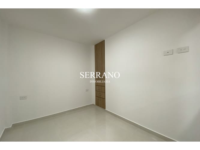 Apartamento de 3 alcobas en venta en El Poblado, Girón, 55 m² · foto 11 de 14