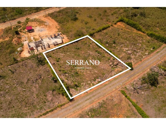 Lote en venta en Palogordo, Girón, 1140 m² · foto 2 de 12