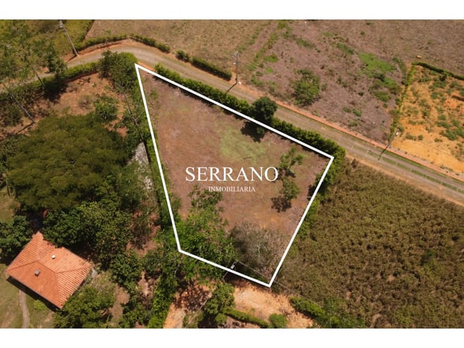 Lote en venta en Chocoita, Girón, 1600 m² · foto 3 de 12
