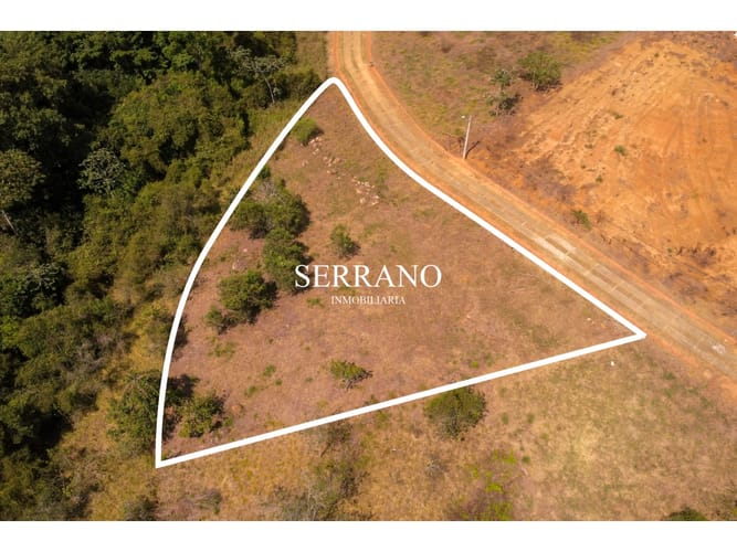Lote en venta en Chocoita, Girón, 1450 m² · foto 3 de 11