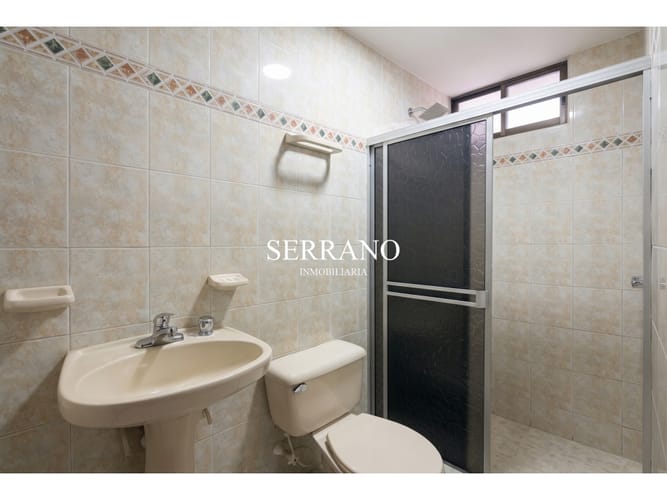 Apartamento de 3 alcobas en venta en La Aurora, Bucaramanga, 105 m² · foto 4 de 9
