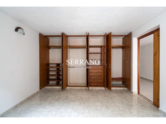 Casa de 6 alcobas en venta en Los Pinos, Bucaramanga, 365 m² · foto 6 de 14