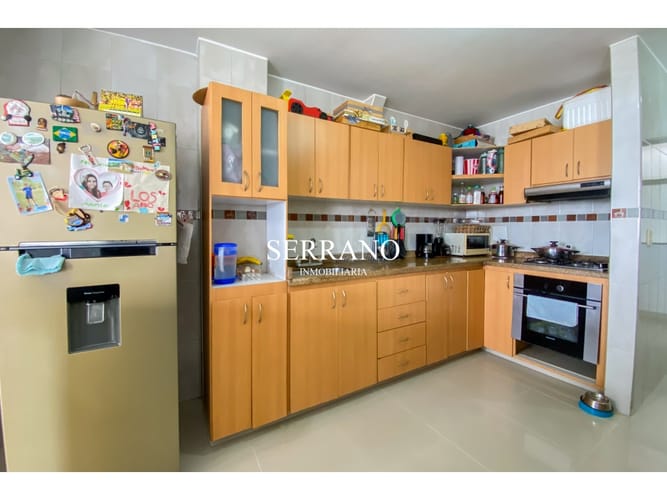 Apartamento de 3 alcobas en venta en Granjas De Provenza, Bucaramanga, 132 m² · foto 4 de 17