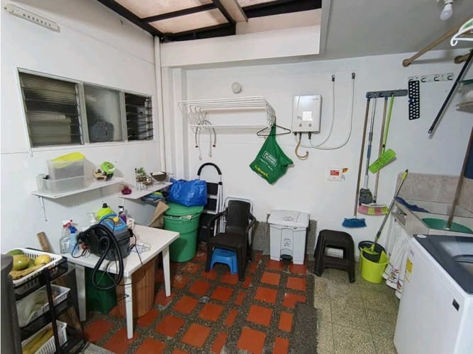 Casa de 5 alcobas en venta en Calasanz, Medellín, 175 m² · foto 11 de 17