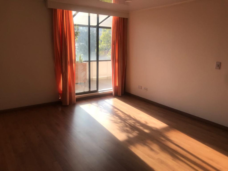 Apartamento en venta en Niza, Bogotá · foto 6 de 13