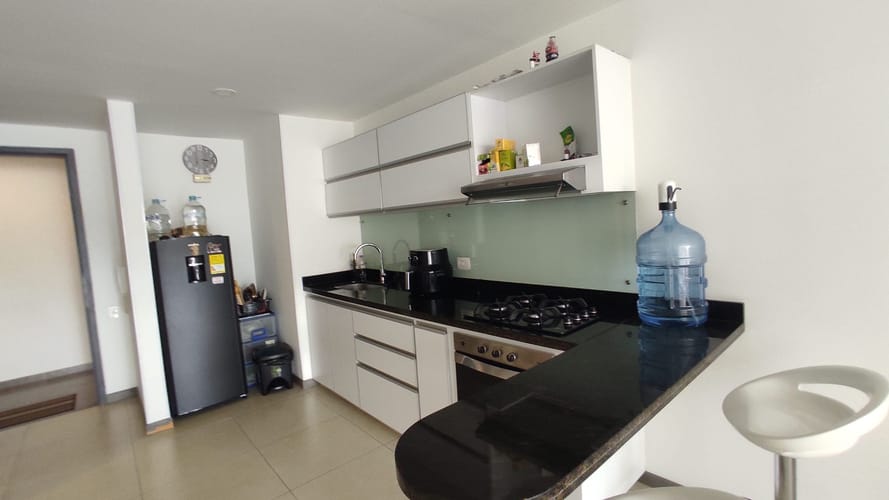 Apartamento de 2 alcobas en venta en Ciudad Jardin, Cali, 66 m² · foto 3 de 22
