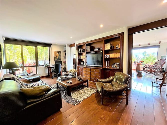 Apartamento de 3 alcobas en venta en Lindaraja, Bogotá, 325 m² · foto 5 de 24