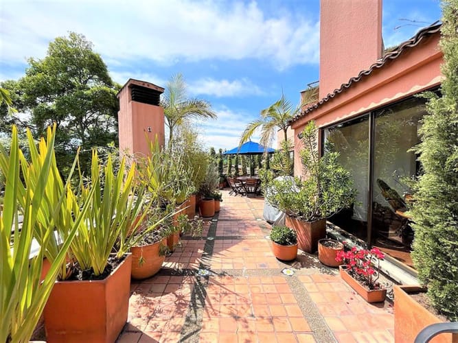 Apartamento de 3 alcobas en venta en Lindaraja, Bogotá, 325 m² · foto 20 de 24