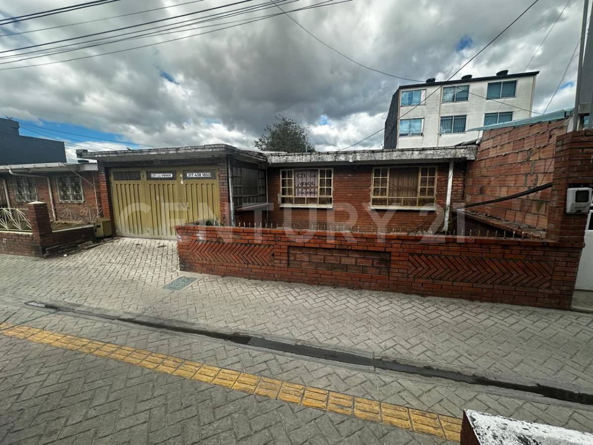 Casa en venta en Engativá, Bogotá · foto 2 de 7