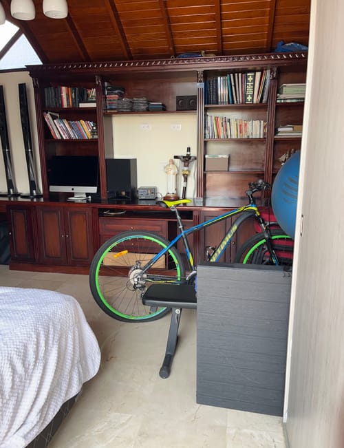 Casa de 4 alcobas en venta en Loma De Los Bernal, Medellín, 218 m² · foto 14 de 17