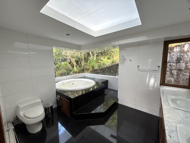 Casa de 3 alcobas en venta en Lagos De Torca, Bogotá, 590 m² · foto 23 de 24